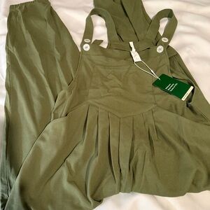 HALARA Sage Green Jumpsuit with Button Straps